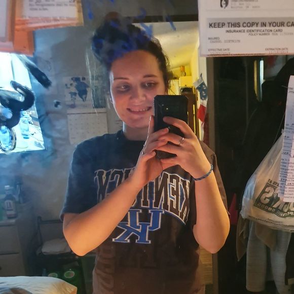 Meet your Posher, Katie n brandon - Picture 1 of 1